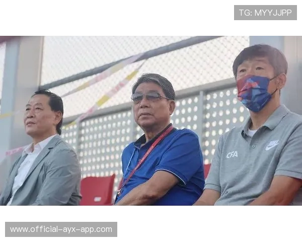 徐根宝怒怼质疑:我不落伍!——坚持与创新的足球人生